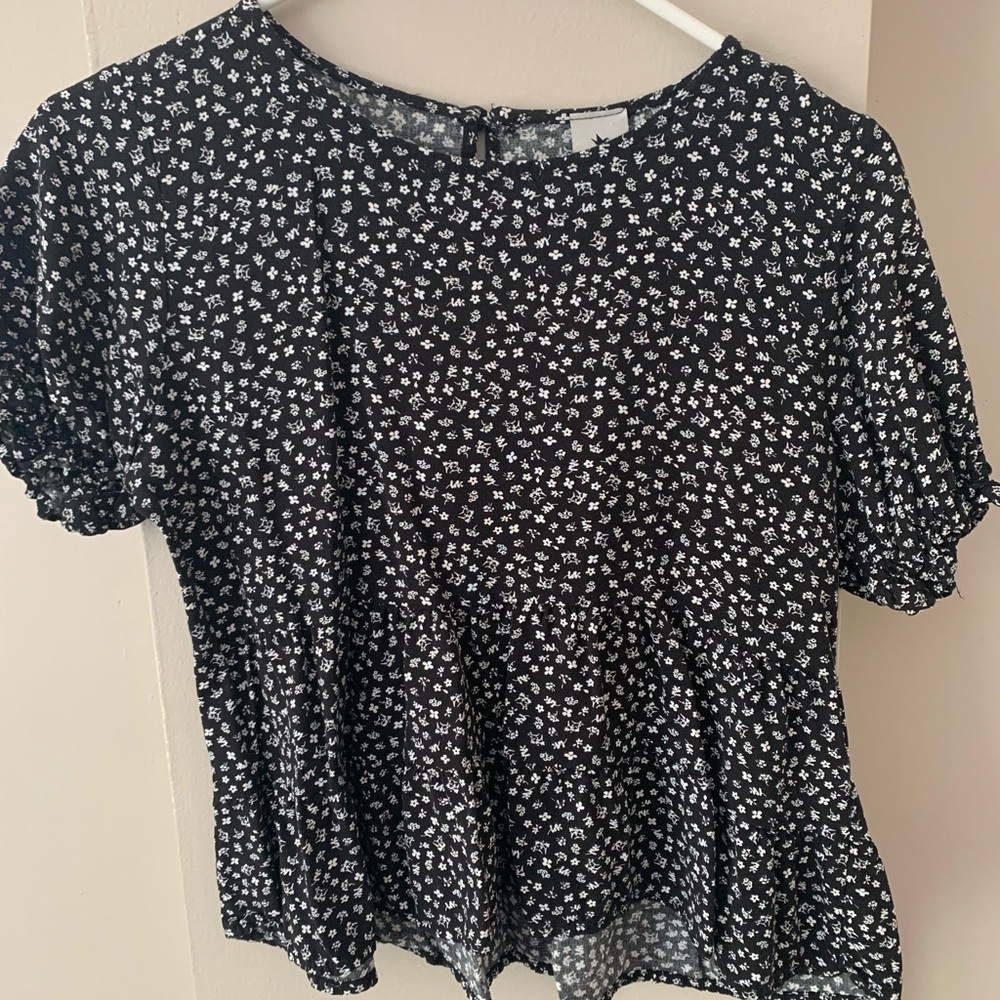 Cute top